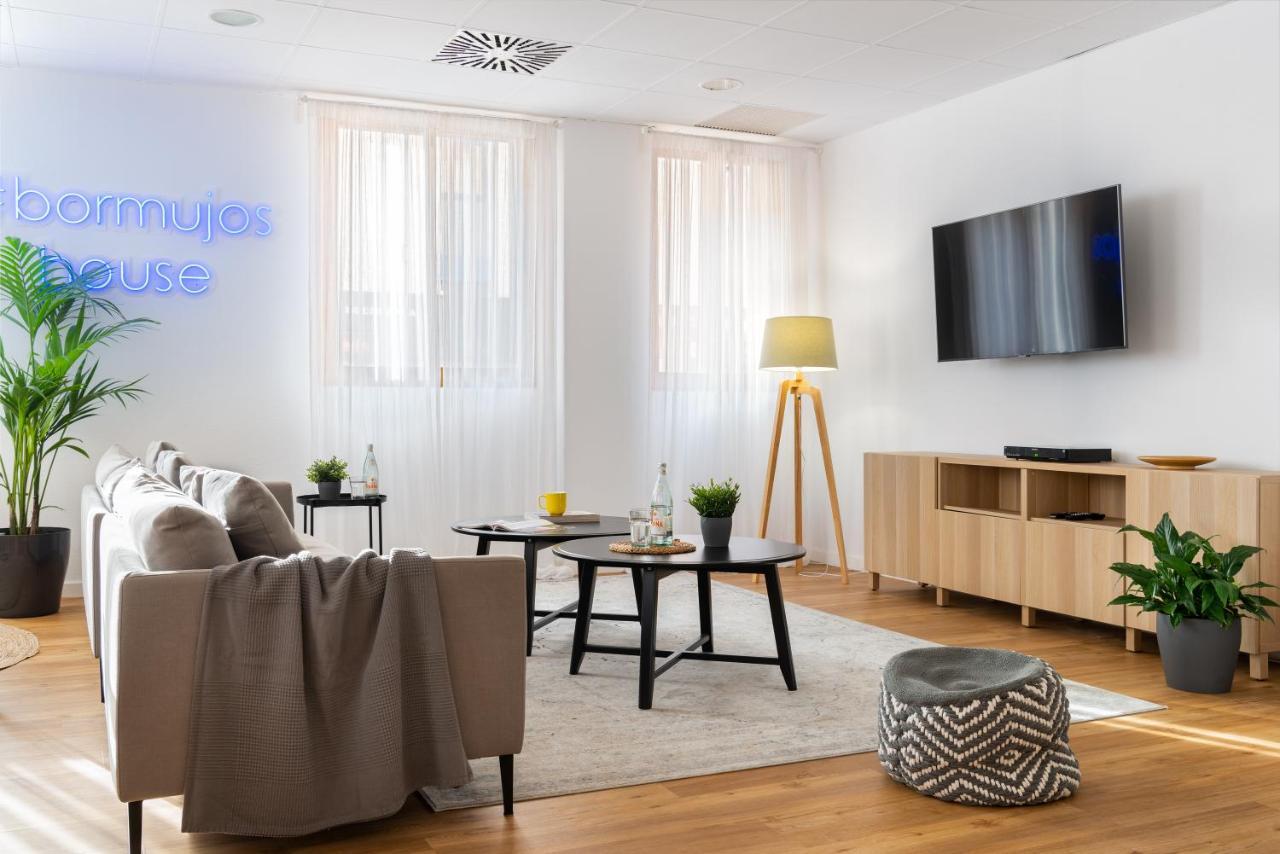 Micampus Bormujos Student Residence Extérieur photo